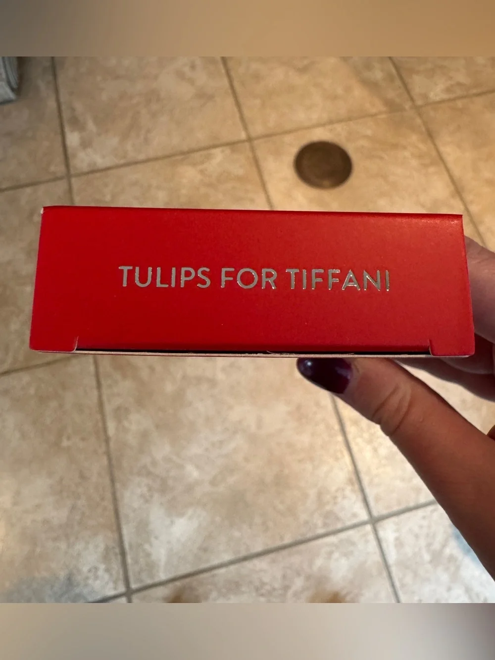 NIB Red Aspen Tulips for Tiffani Press-On Nail Dashes